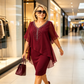 Rochie-pelerină cu decolteu în V, cu strasuri și strat superior din șifon