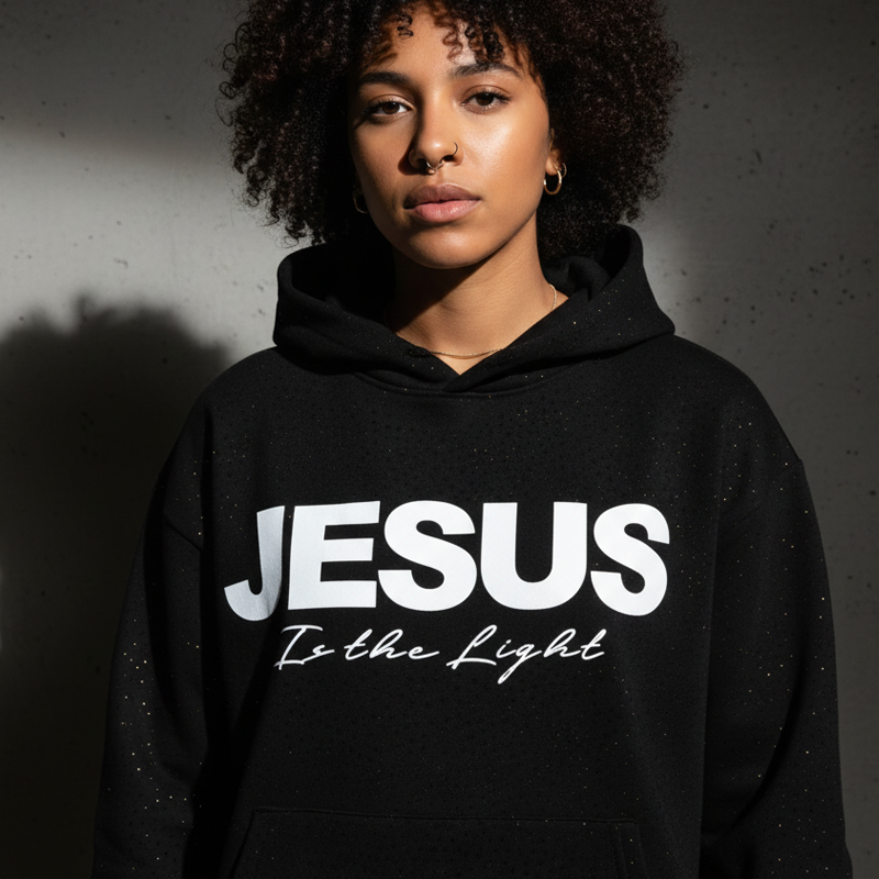 🥰 Hanorac cu paiete strălucitoare „JESUS Is the Light”✨ Stil glamour și confortabil, inspirat de credință💫-8