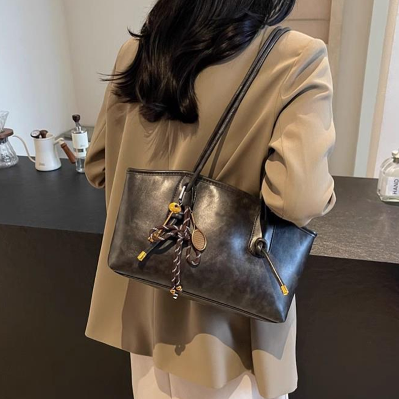 👜 50% REDUCERE ACUM! ✨ Geantă de umăr vintage din piele PU pentru femei – Design elegant, încăpătoare și perfectă pentru uzul zilnic 🌸-8