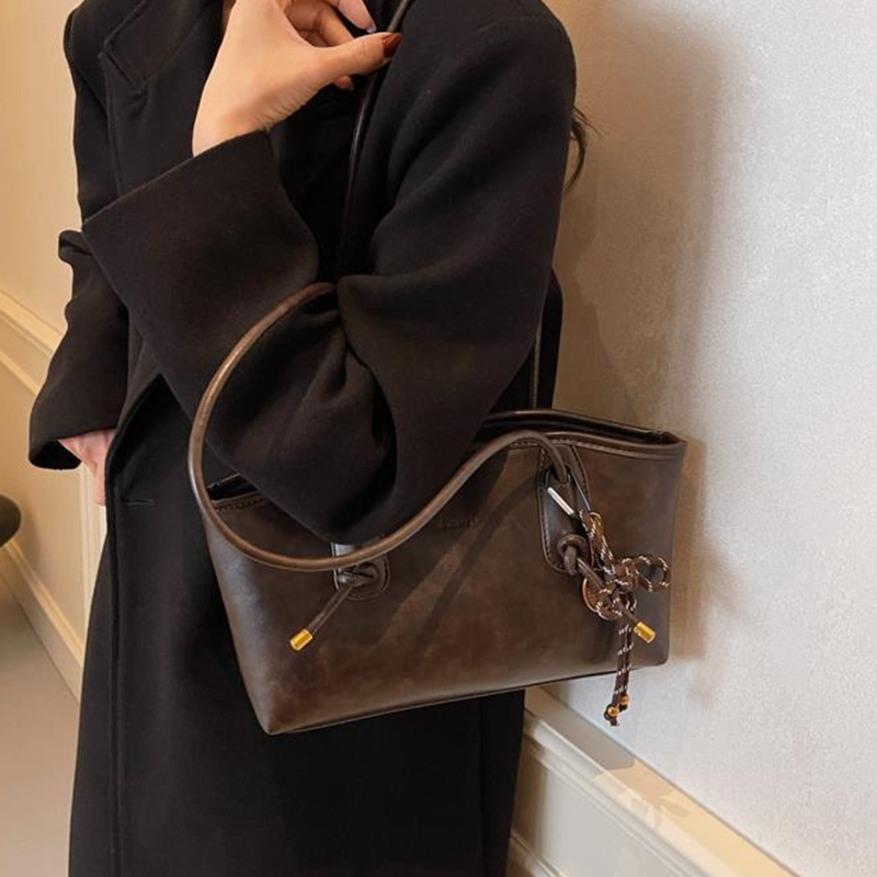 👜 50% REDUCERE ACUM! ✨ Geantă de umăr vintage din piele PU pentru femei – Design elegant, încăpătoare și perfectă pentru uzul zilnic 🌸-13