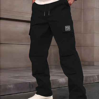 Pantaloni cargo cu croi drept și buzunare multiple pentru bărbați