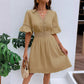 👗Rochie Chic cu Decolteu în V și Detalii cu Dantelă Decupată
