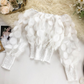 👗Bluză mulată cu umerii descoperiți – aplicații florale 3D, talie smocată, mâneci balon 🌸